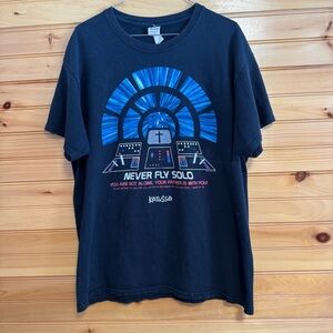 Kērussō Religious Never Fly Solo Black Tee Large